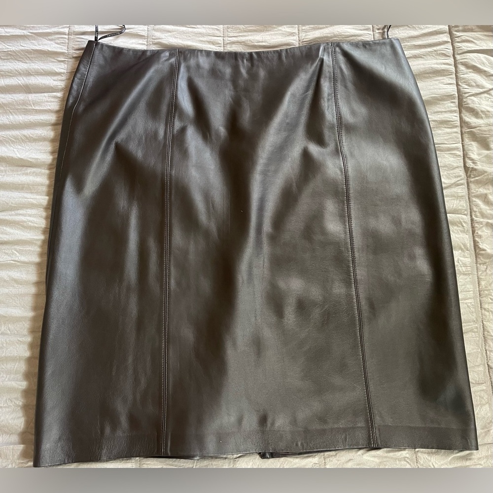 NWOT. 100% leather.Lafayette 148 New York Dark Brown  Pencil Skirt - Picture 10 of 11